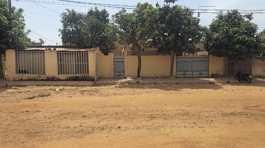 Villa 04 chambre salon